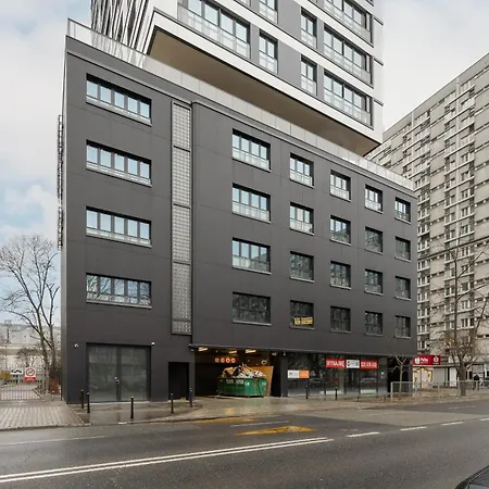 Deluxe In The Center By Renters Warszawa